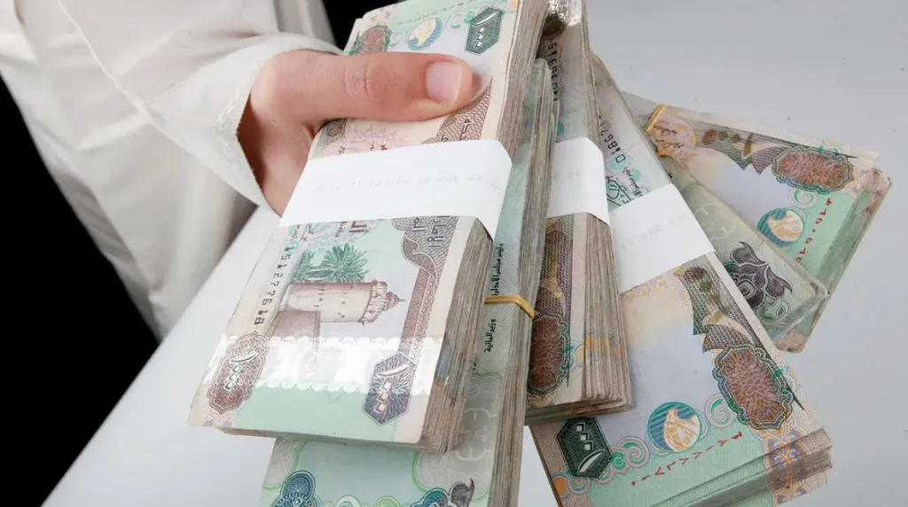 تراجع ملحوظ .. أسعار الدرهم الإماراتي مقابل الجنيه المصري بداية تعاملات اليوم الأربعاء 27 - 8- 2025